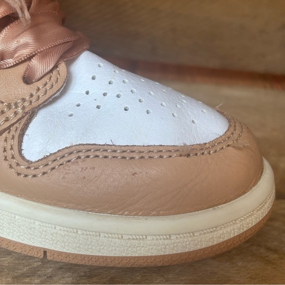 Nike Air Jordan 1 Retro High OG Praline PS Kids Size 13c Praline-Sail FN6621-201 - Picture 5 of 10